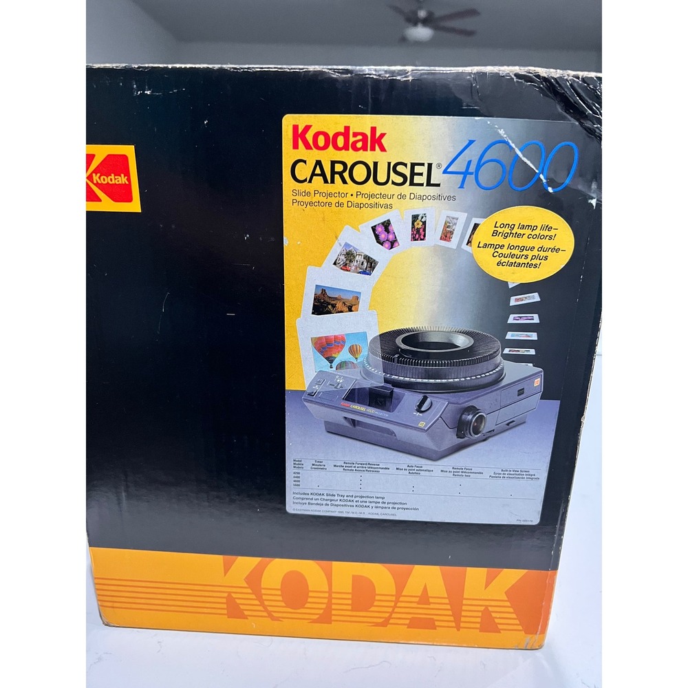 Vintage Kodak Carousel 4600 Slide Projector 102-152mm Lens Box Manual Spare Bulb